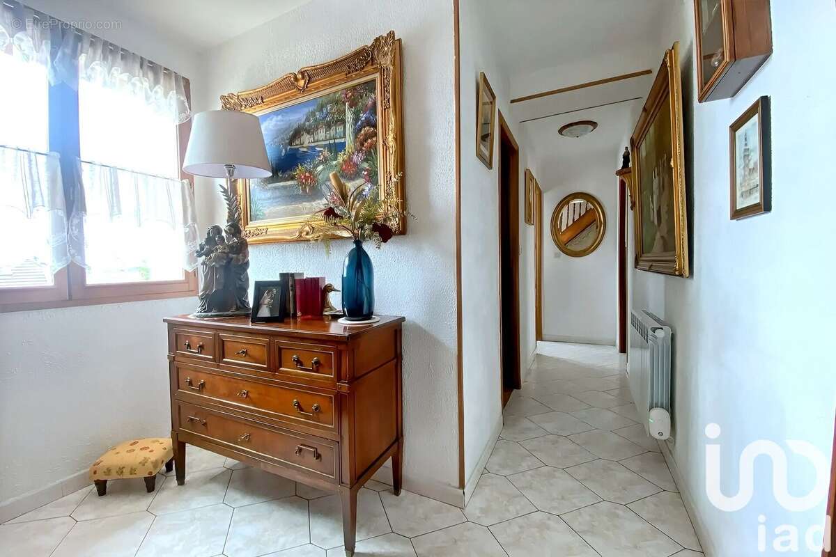 Photo 3 - Maison à NANTEUIL-LES-MEAUX