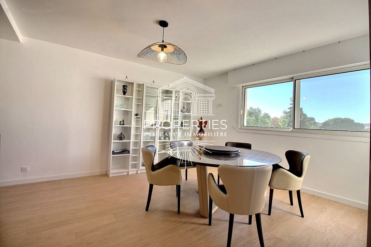 Appartement à LE LAVANDOU