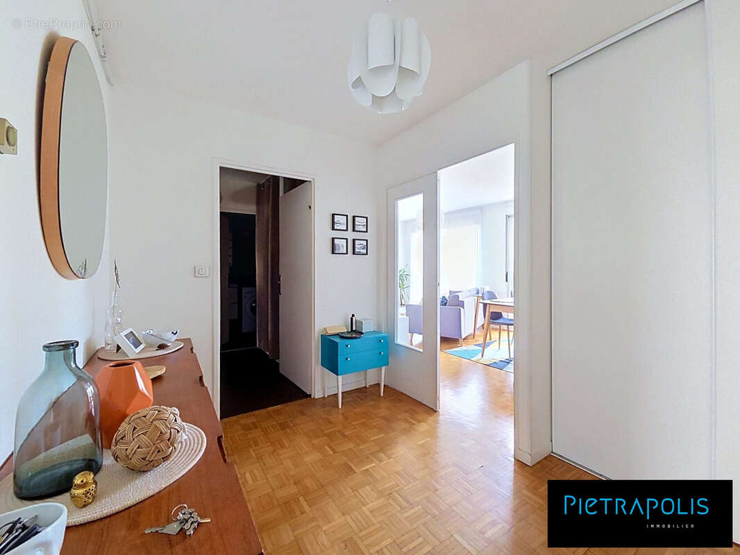 Appartement 71 m² à Lyon-8e  - photo 7