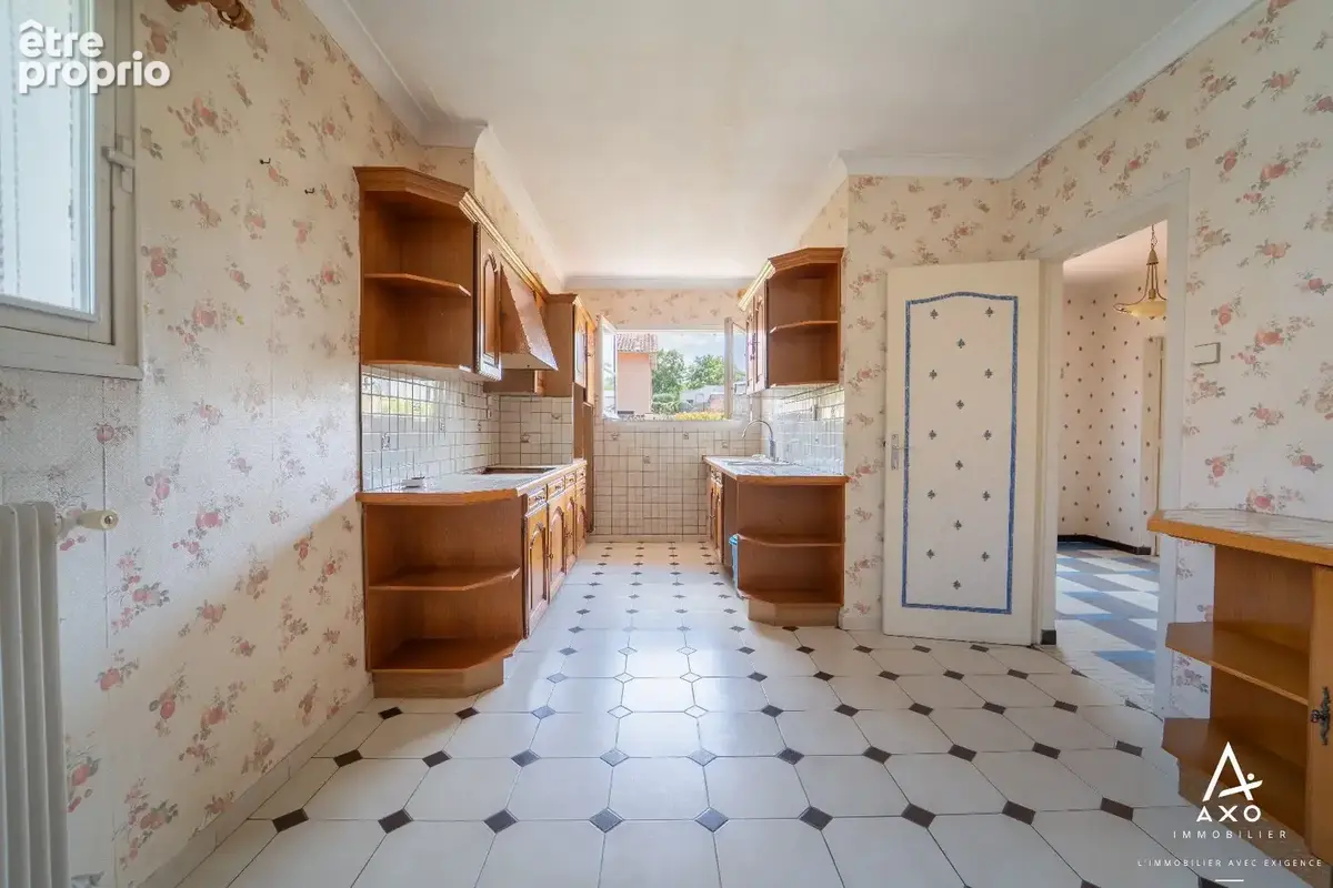 Maison 8 pièces 183 m² à vendre à Saint-Pierre-Du-Mont (40280) - photo 4