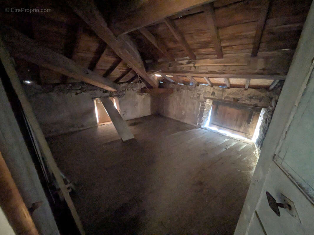 Maison à VOCANCE
