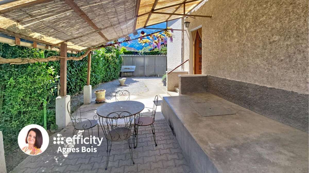 Maison à BONNEVILLE