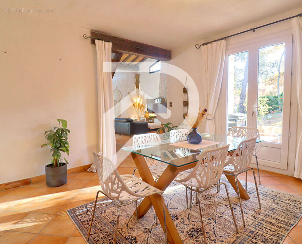 Maison à PIERREVERT