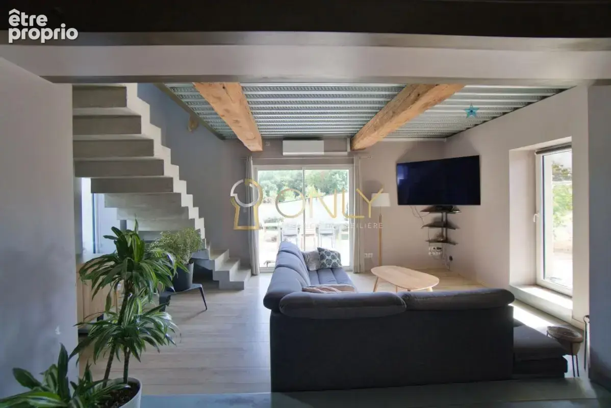 Saint Didier de Formans - Maison individuelle - 122 m² habitable - 3 chambres - Garage - photo 5