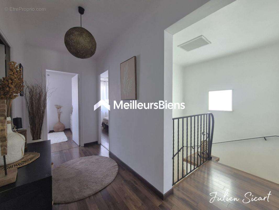 Maison 5 pièces de 119 m² à Perpignan, 4 chambres et terrain 180 m² - photo 8