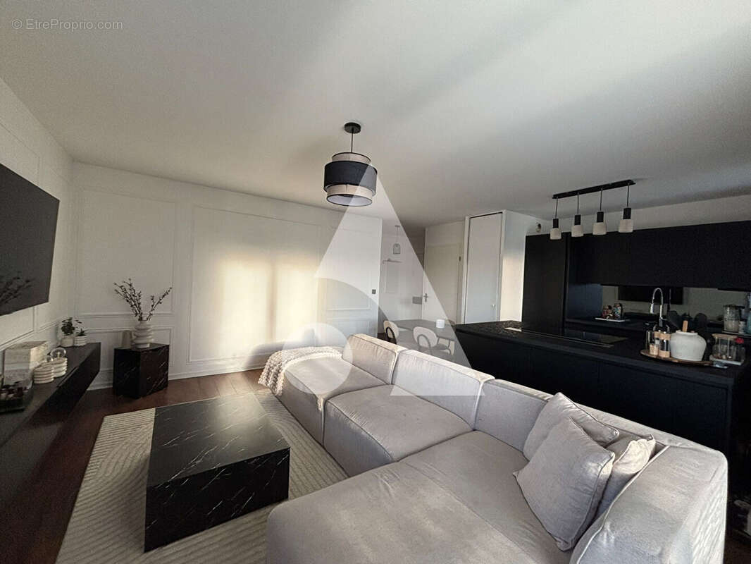 Appartement à EPINAY-SUR-SEINE