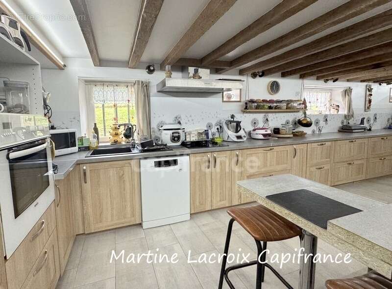 Maison à BONNETABLE