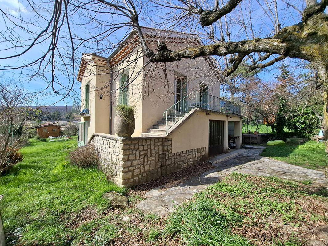 Maison à SAINT-ETIENNE-LES-ORGUES