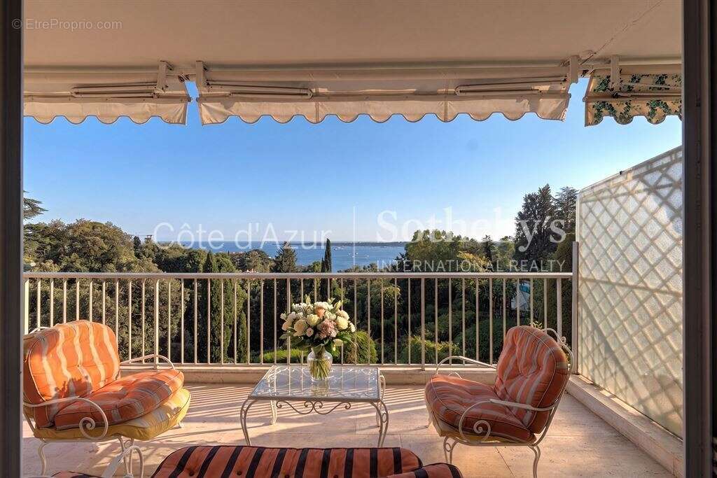 Appartement à CANNES