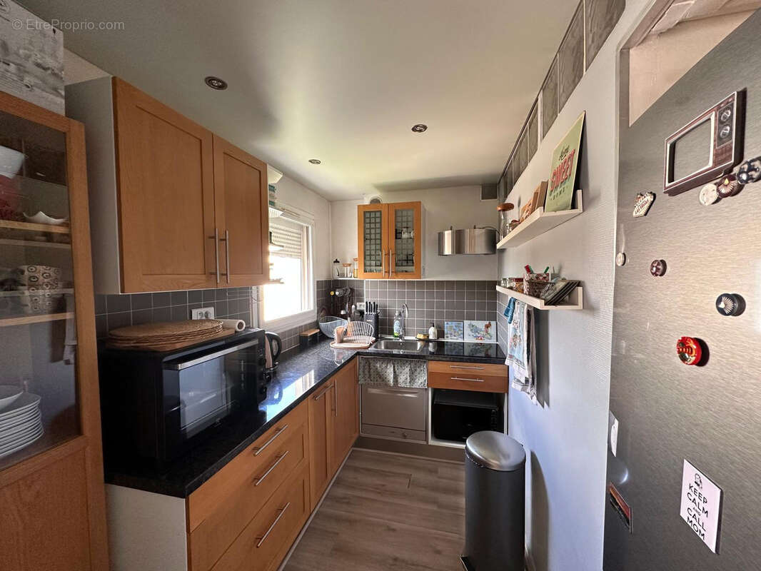 Appartement à L&#039;HAY-LES-ROSES