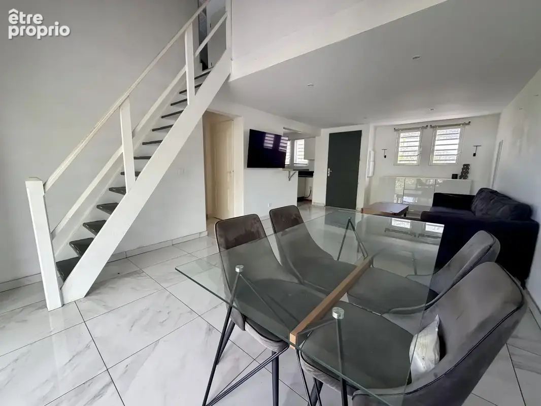 Hauteurs de la Baie Orientale — Maison T4 avec grande terrasse en résidence sécurisée - photo 5