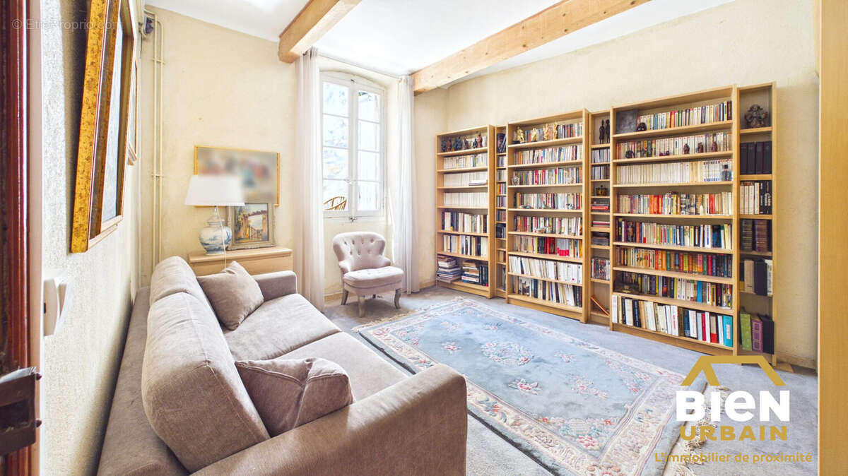 Maison 290 m² à Calvisson  - photo 5