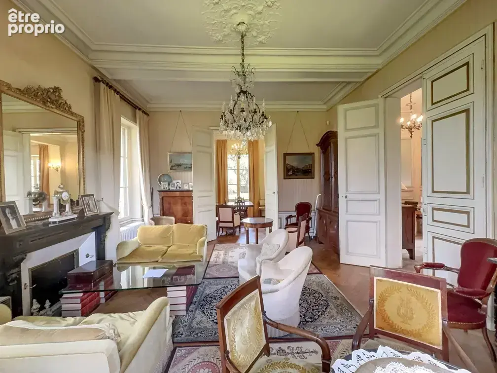 Maison de maître dans un parc de 4.600 m2 au centre de thouars - photo 8