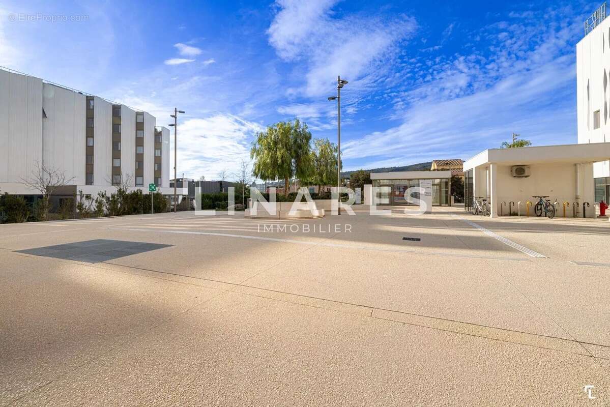 Commerce à LA CIOTAT