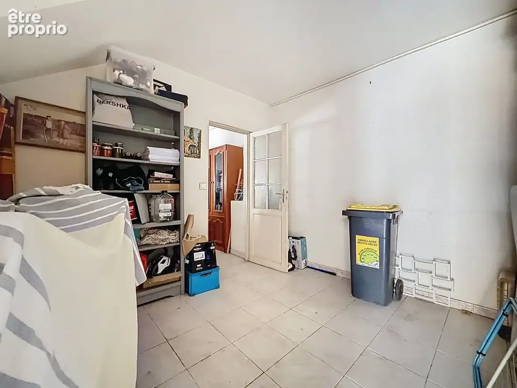 Immeuble à vendre MONTPELLIER (34) 254 m2 au sol -Comprenant un T1bis loué - un T3 libre - une remise de 100 m2 libre - un local - photo 8