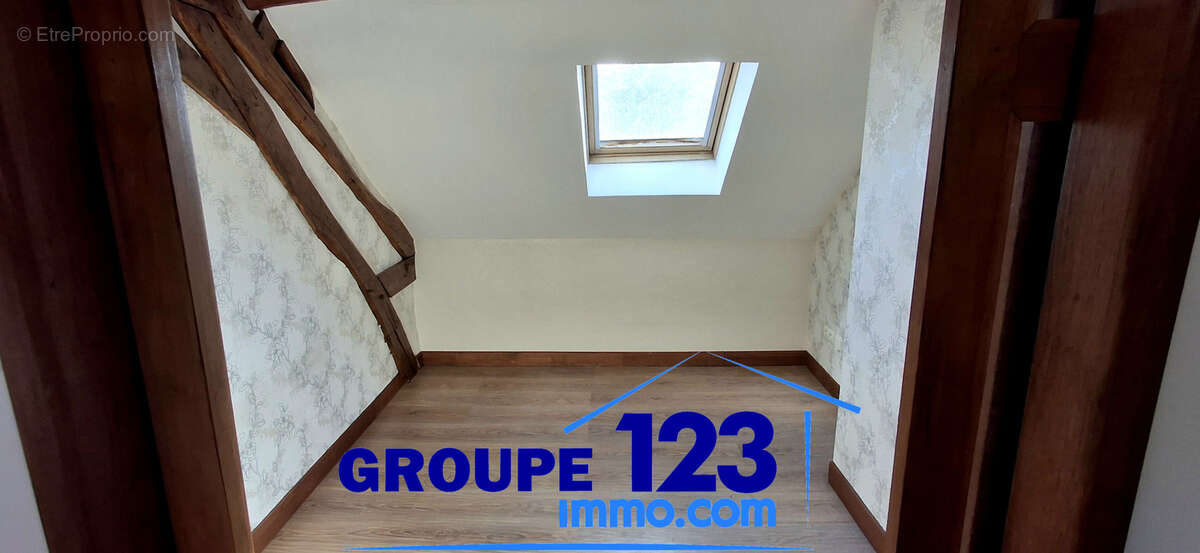 Maison au centre d’Aillant-sur-Tholon avec courette. - photo 9