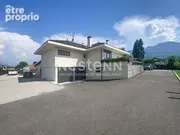 Maison à AMANCY