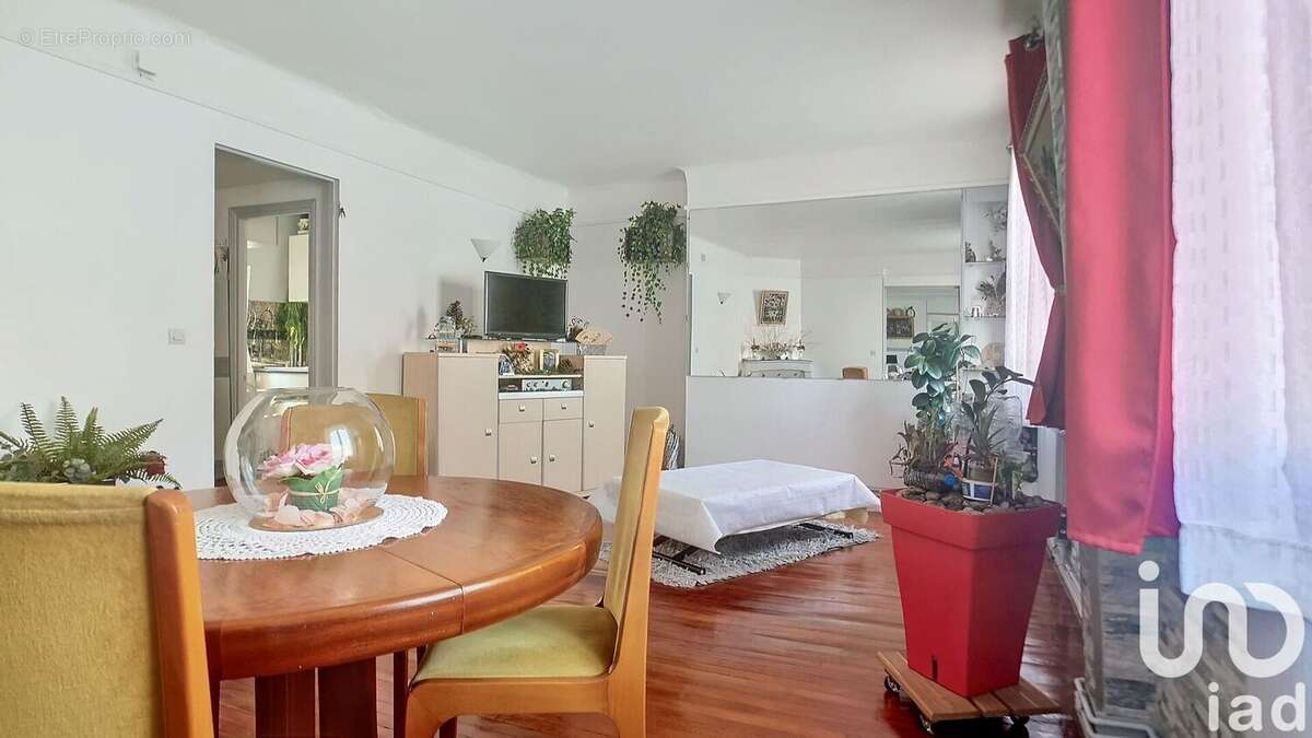 Photo 7 - Appartement à SURESNES