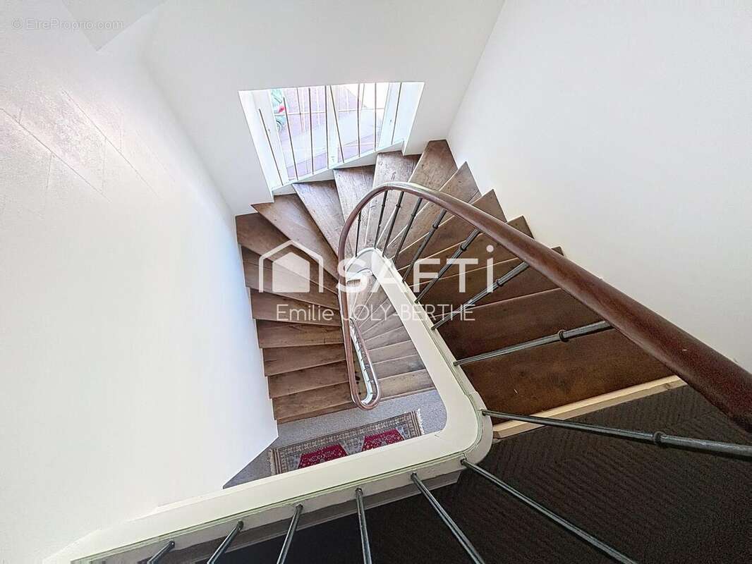 Photo 5 - Maison à SAINT-GEORGES-LE-FLECHARD