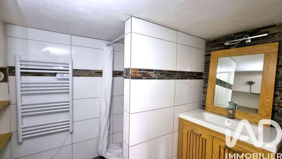 Photo 9 - Appartement à CHATEAURENARD
