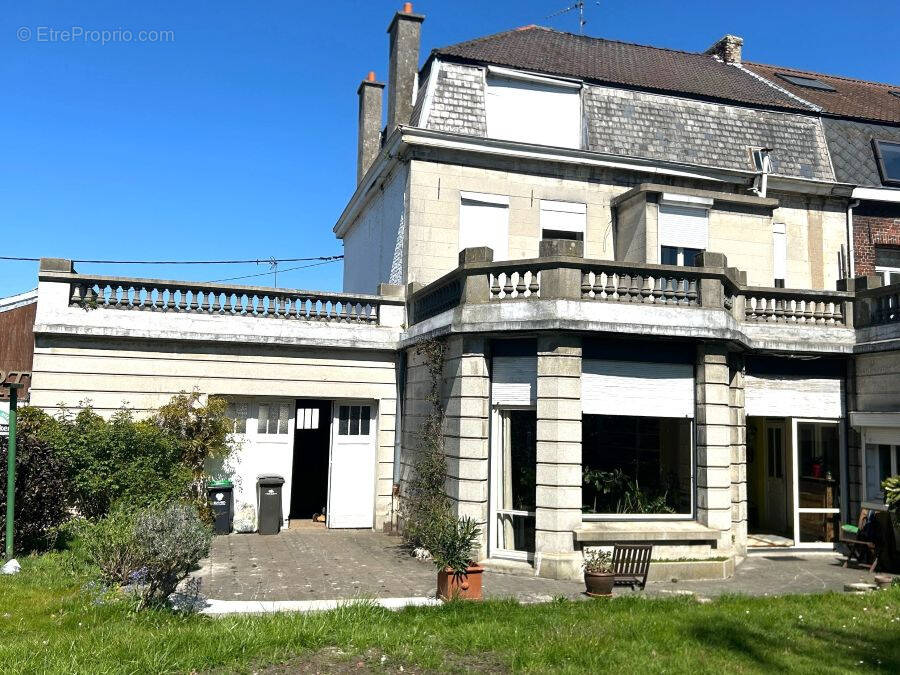Maison à SAINT-AMAND-LES-EAUX