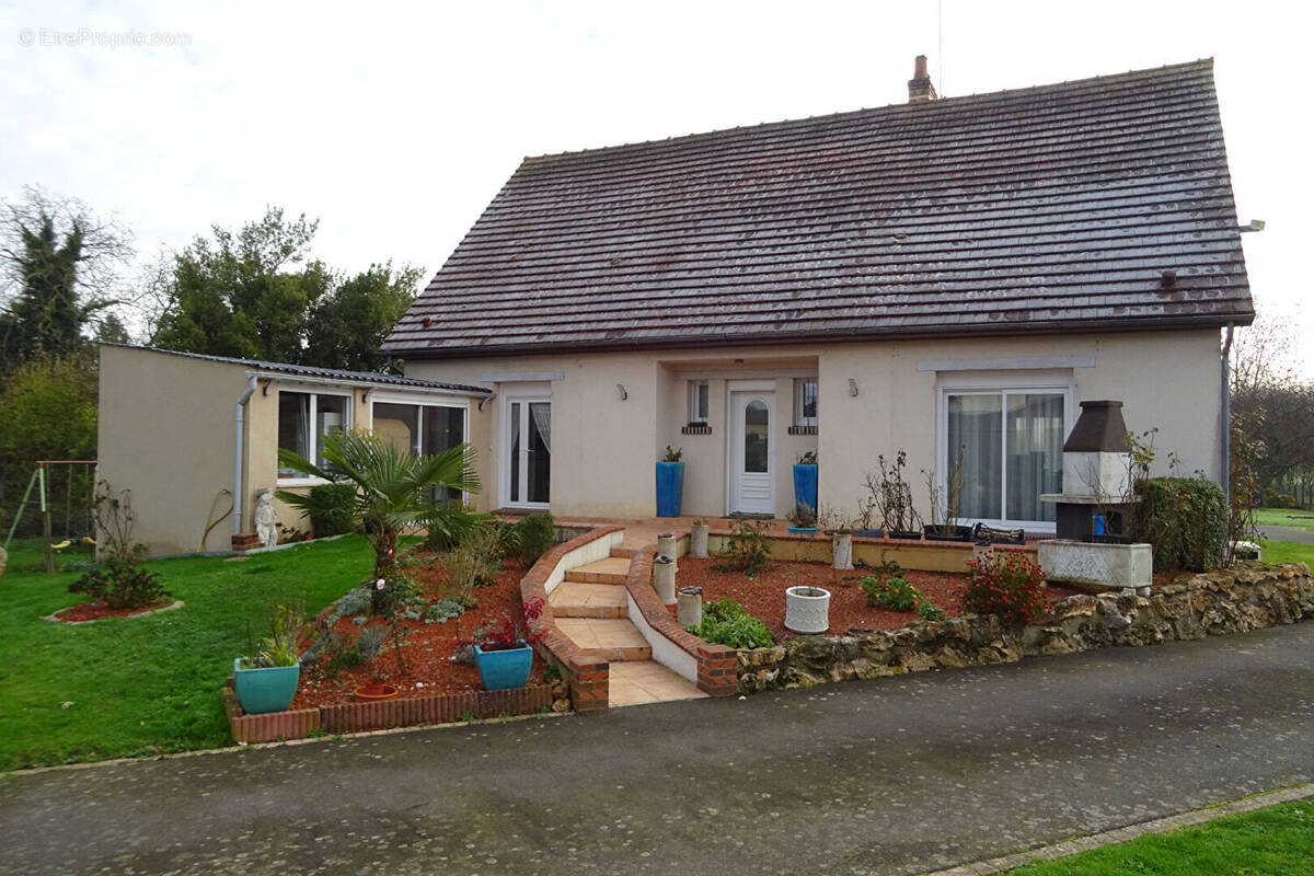 Maison à AUTHON-DU-PERCHE