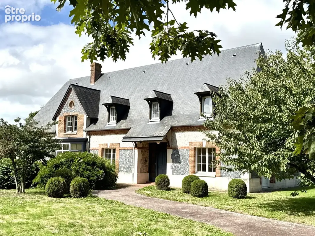 Maison 9 pièces 286 m² à vendre à Turretot (76280) - photo 8