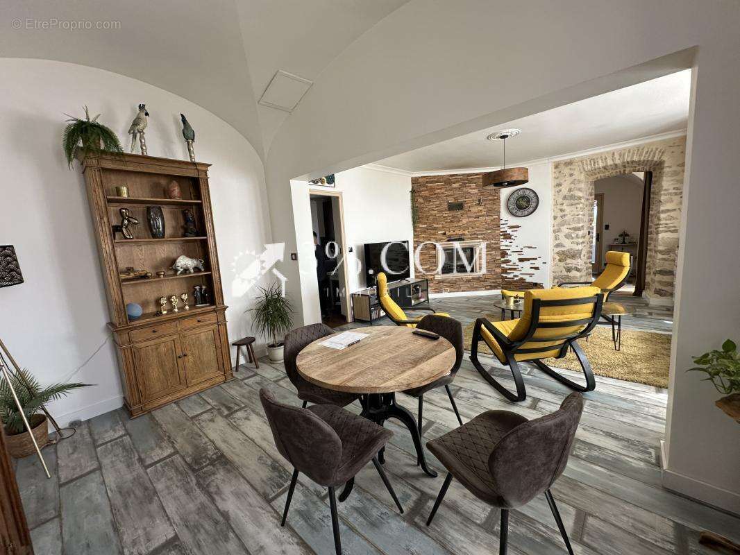 Maison de caractères 10 pièces, 7 chambres avec piscine - photo 8