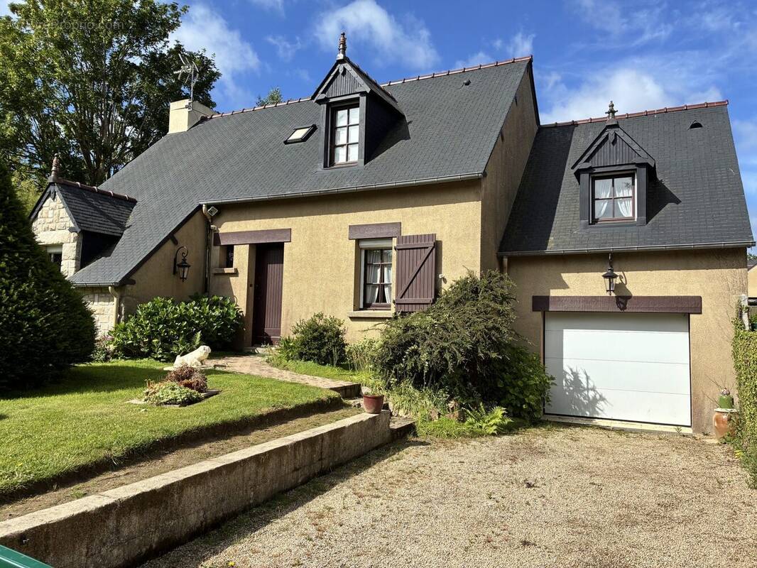 Maison à LE MINIHIC-SUR-RANCE
