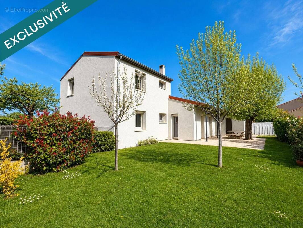 Photo 1 - Maison à GUILHERAND-GRANGES