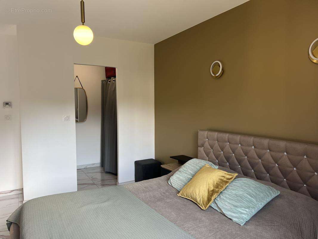 Maison à CASTELSARRASIN