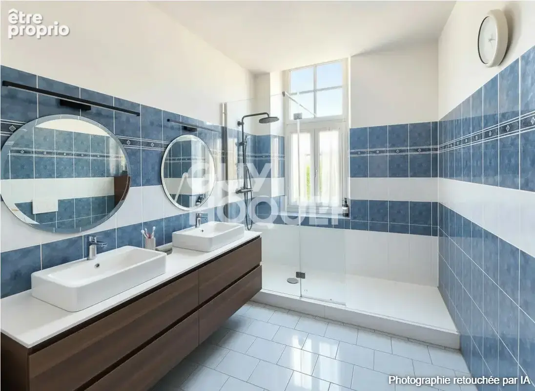 Carpentras - Appartement type 3 de 110 m² avec ascenseur dans ancien Hôtel Particulier - photo 8