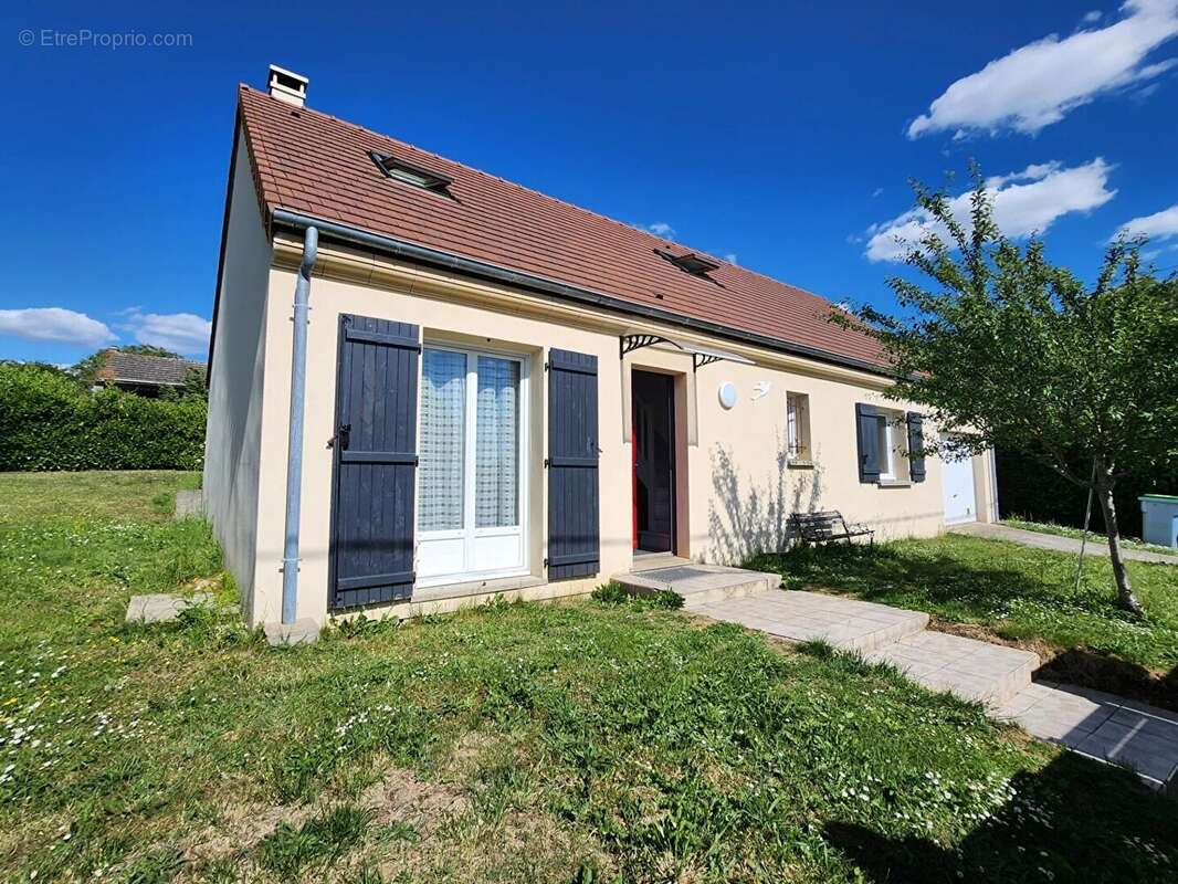 Maison à MAINTENON