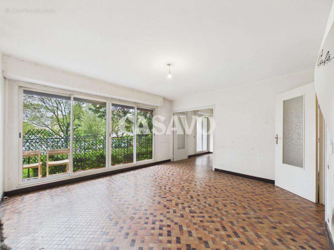 Appartement à RILLIEUX-LA-PAPE