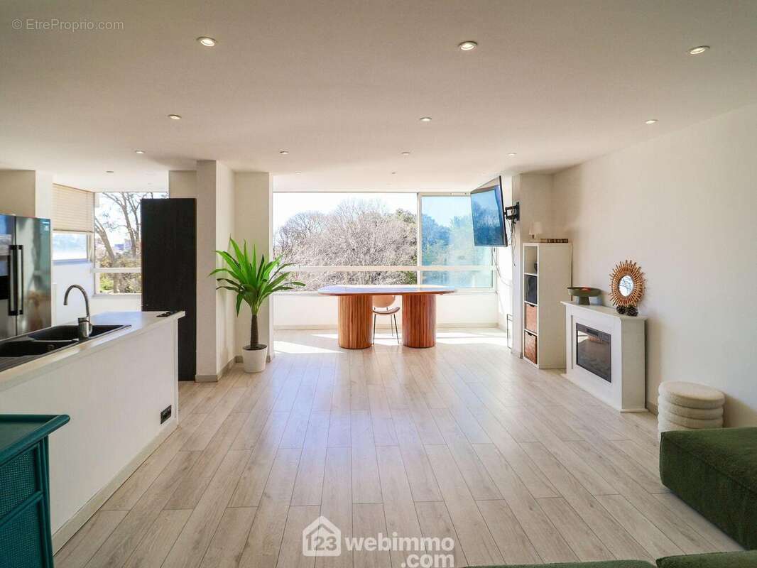 Appartement 93 m² à Marseille-9e  - photo 3