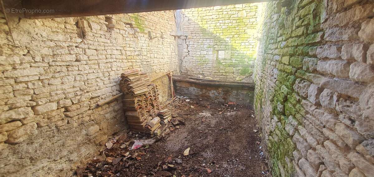 Appartement à SAINT-AMANT-DE-NOUERE