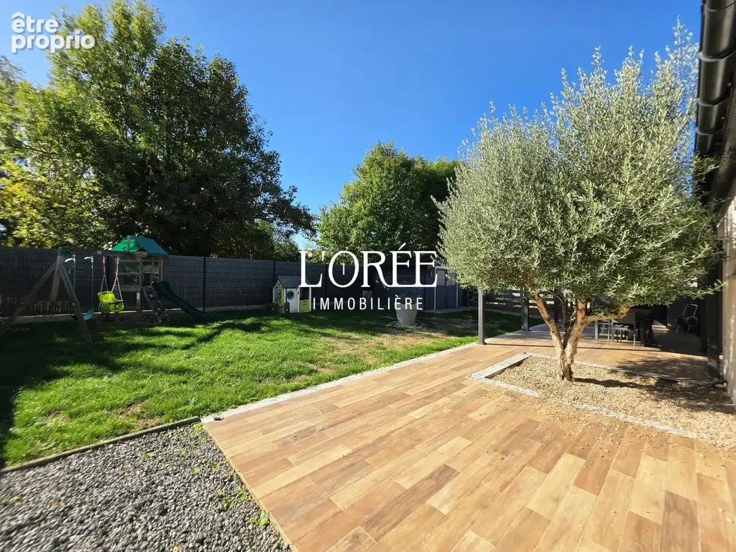 Plain pied individuel recent - 100m2 -  3 chambres - jardin sans vis a vis - garage - photo 2