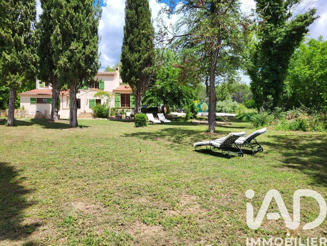 Photo 1 - Maison à SALERNES