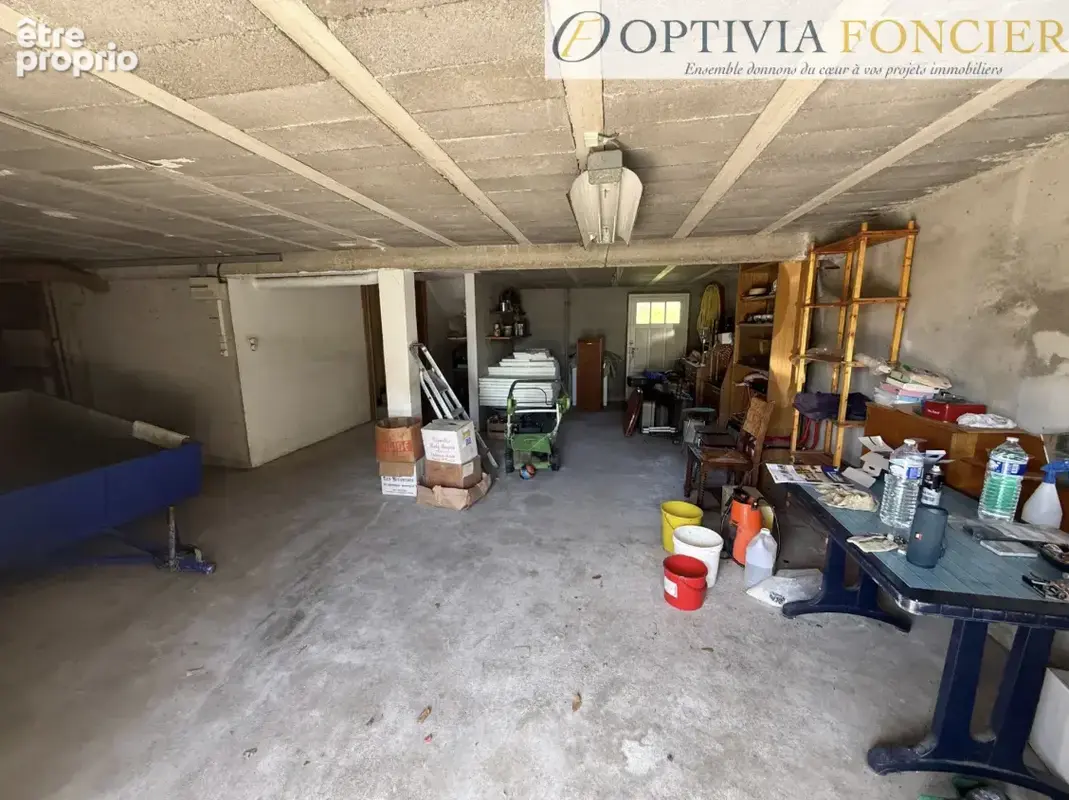 Maison t6 sur sous-sol laillé en centre bourg - 108 m2 - photo 11
