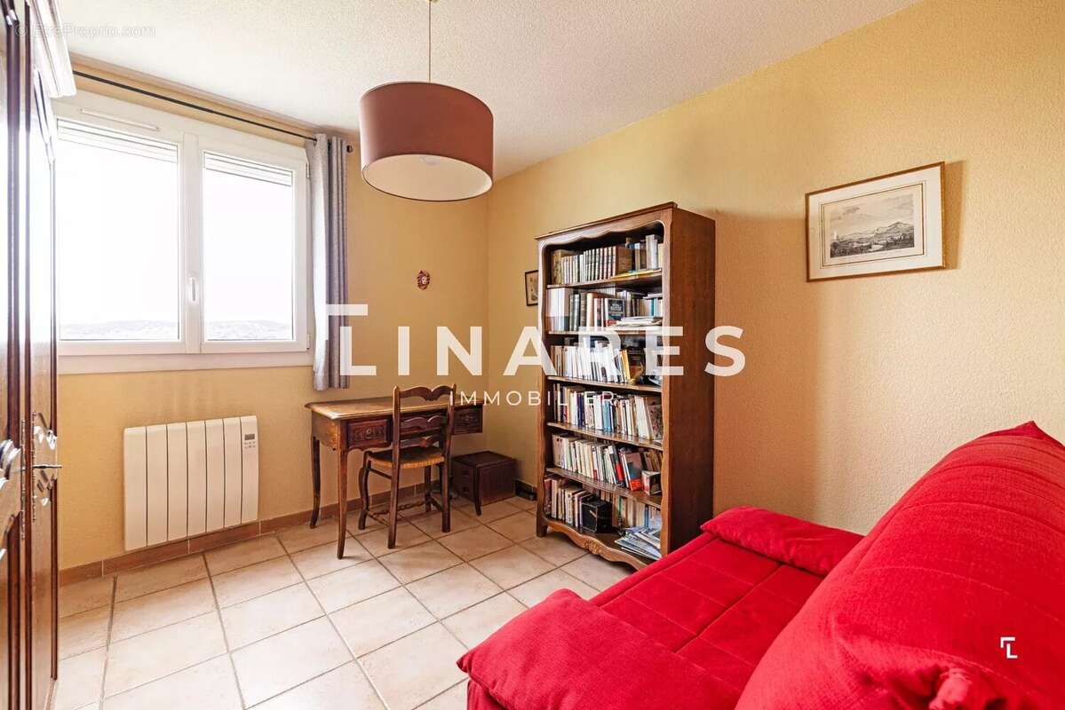 Appartement à MARSEILLE-15E
