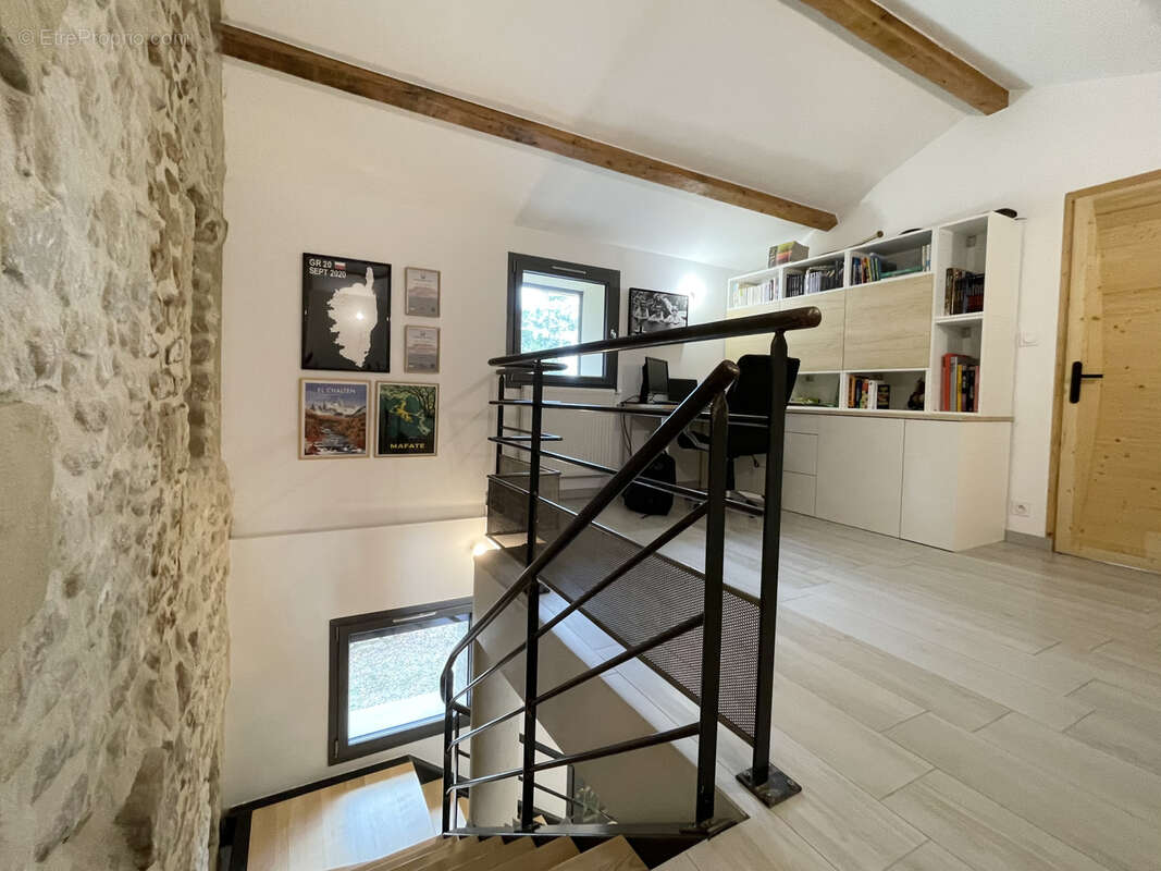 Maison à MOURS-SAINT-EUSEBE