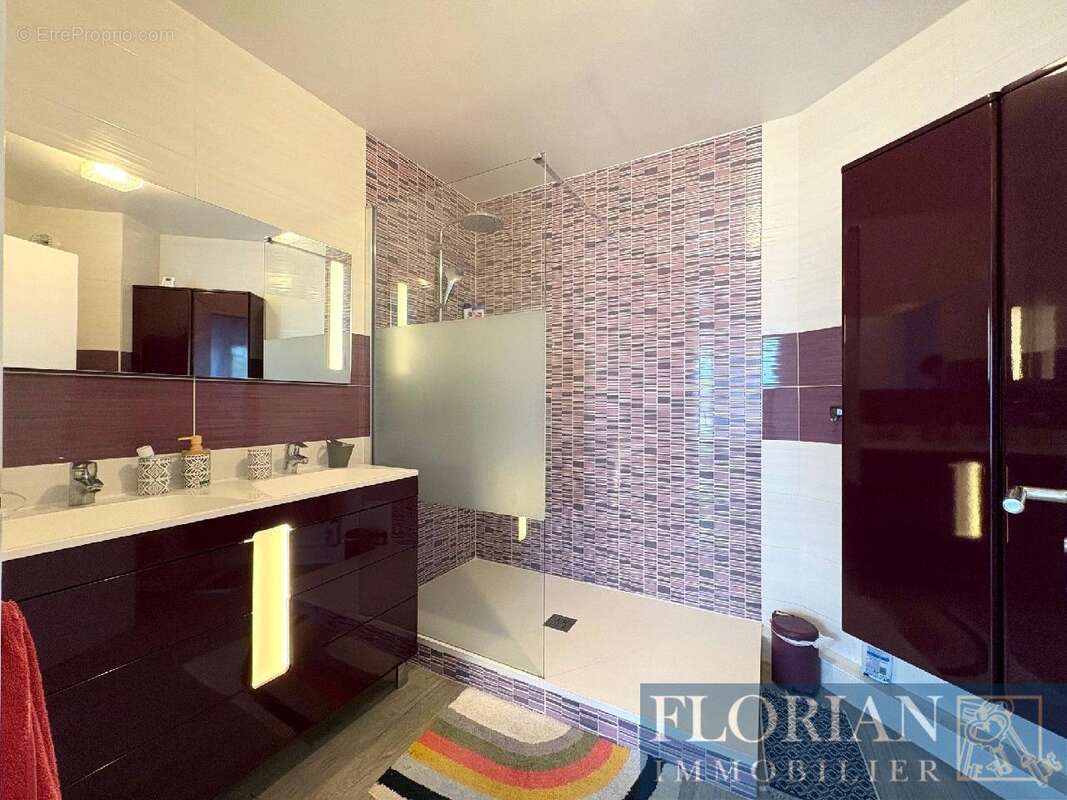 Appartement à BOURG-LA-REINE