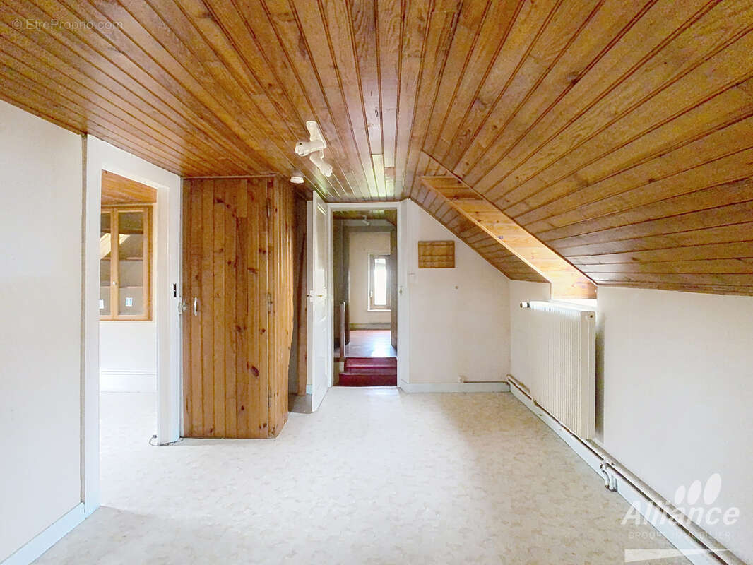 Maison à BEAUCOURT