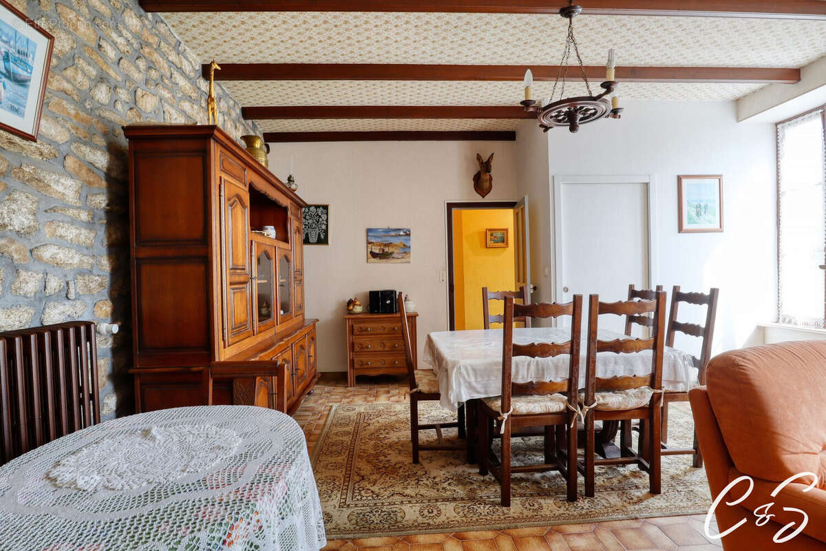 Maison à PLOBANNALEC-LESCONIL