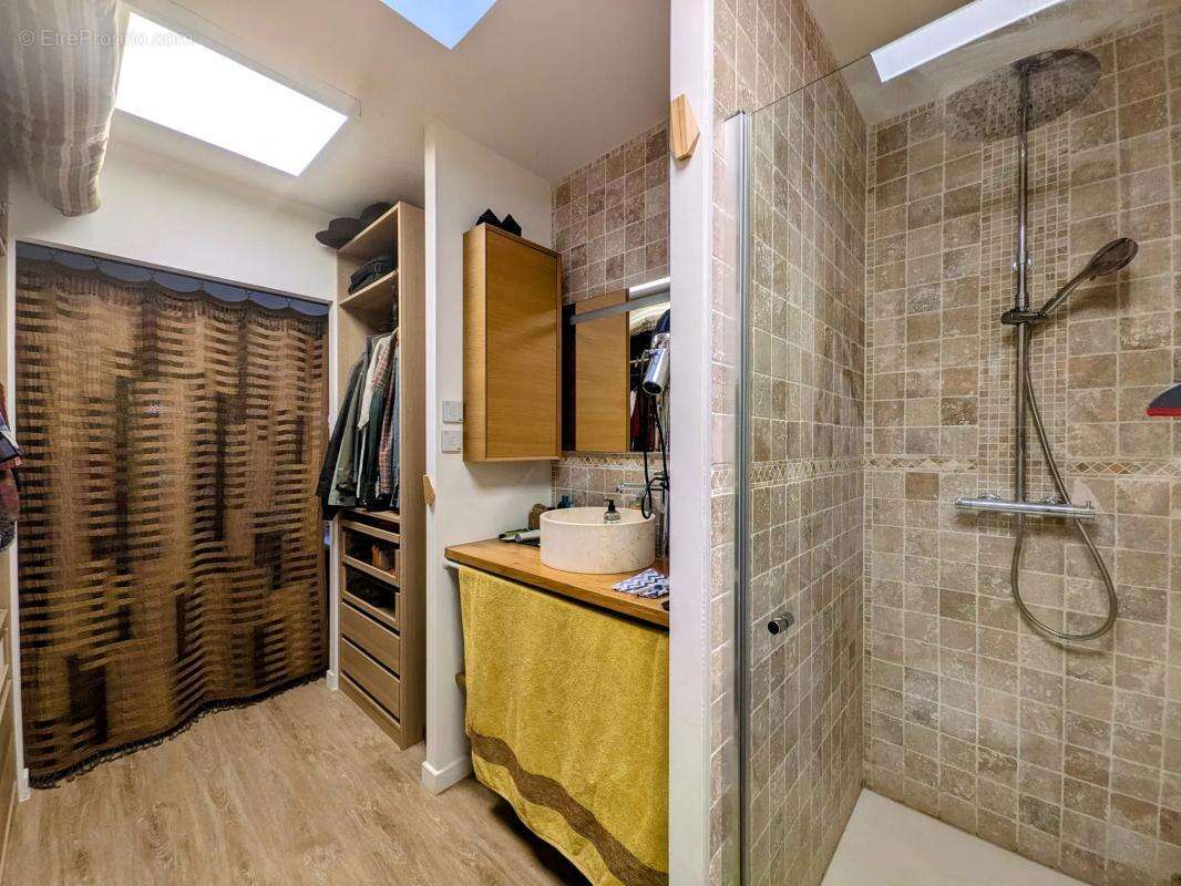 Maison de 5 pièces de 123 m² à Cugand - photo 13