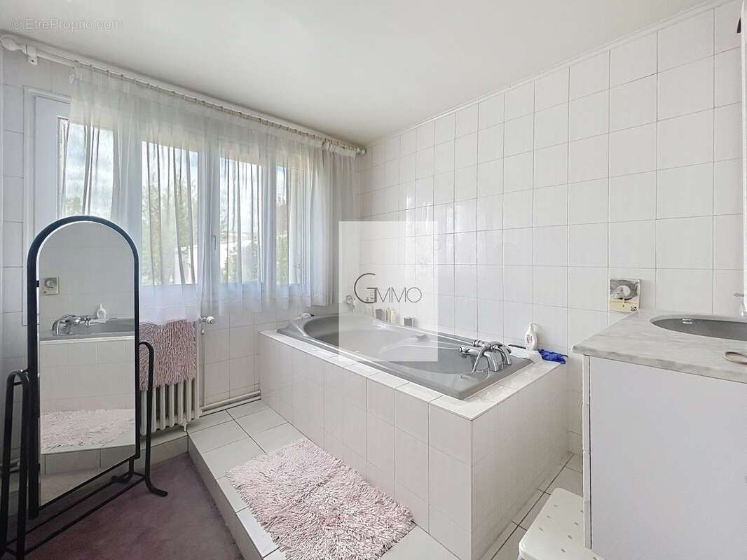 Maison 94 m² à L'hay-Les-Roses  - photo 8