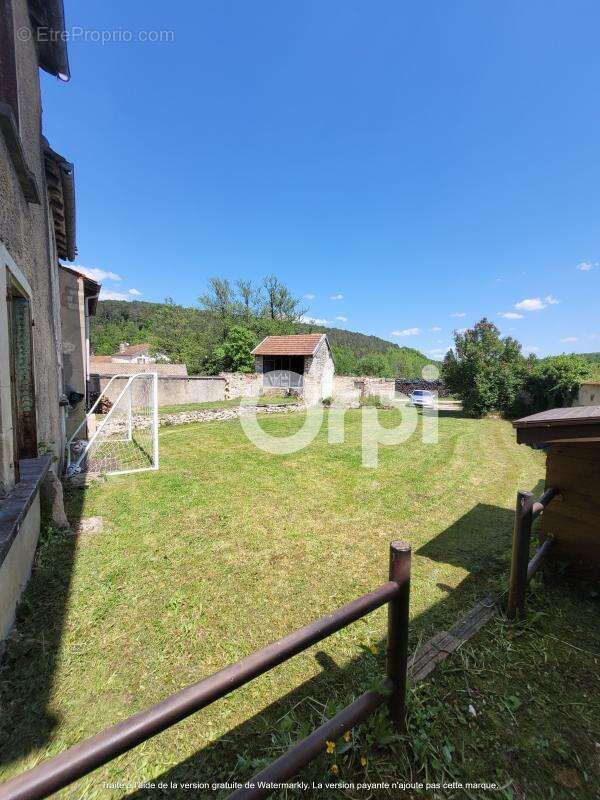 Maison à ROCHES-BETTAINCOURT