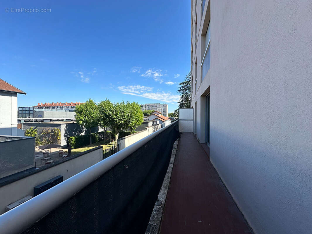 Appartement à ROMANS-SUR-ISERE