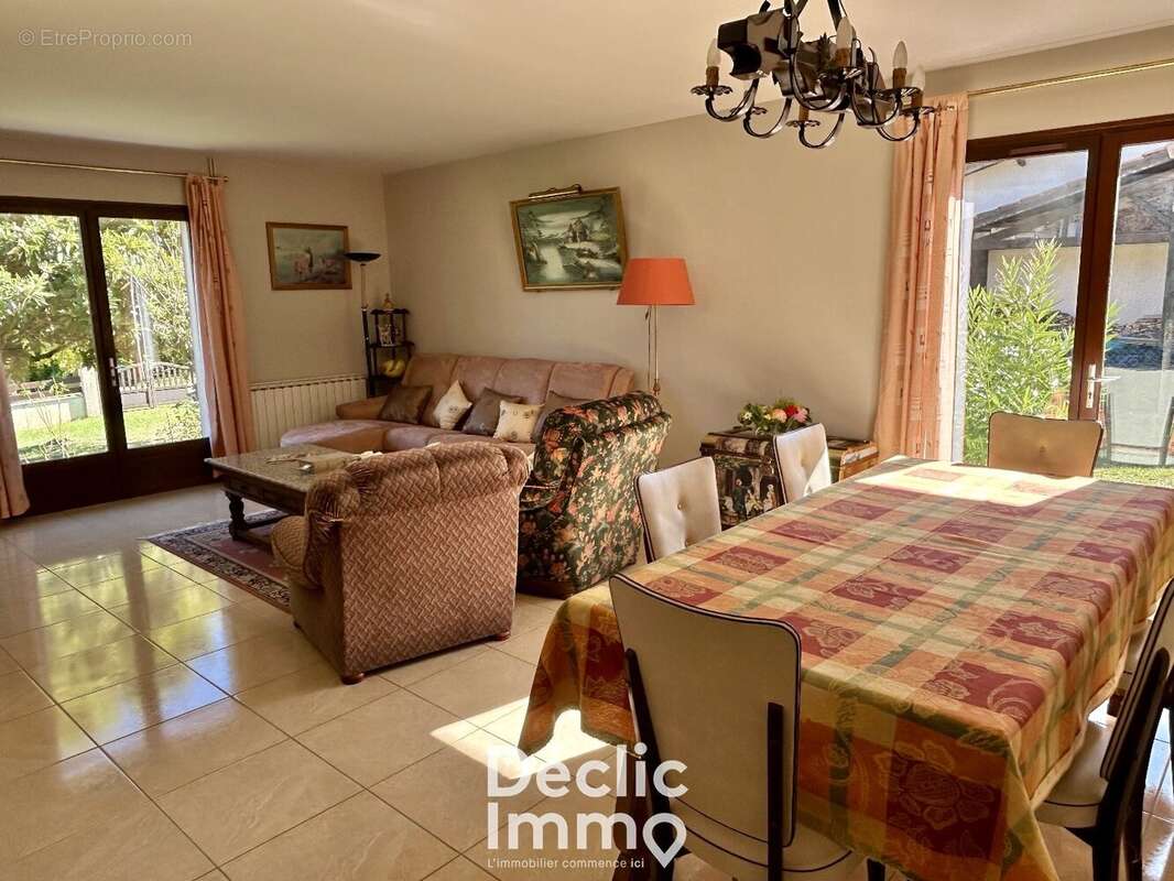 Maison à CARIGNAN-DE-BORDEAUX