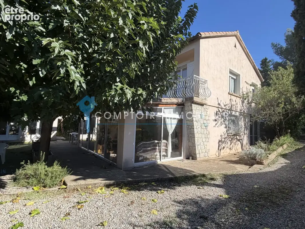A VENDRE - NIMES - SECTEUR CHU CAREMEAU - MAISON 6 Pieces 136 m2 avec jardin arbore, véranda et dépendance - photo 22